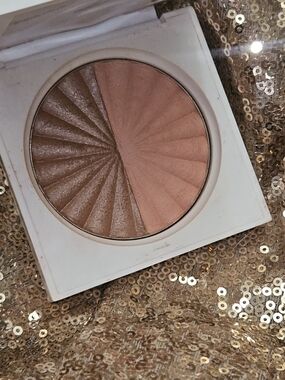 Ofra Chick Lit Blush